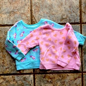 🌵3 for $15🌵lot of 2 sweat shirts